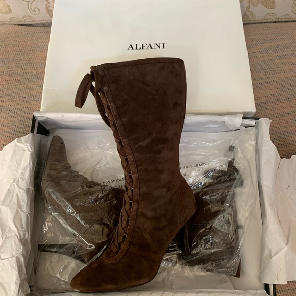 Alfani Shoes - Alfani boots new brown suede style VIVABRNS